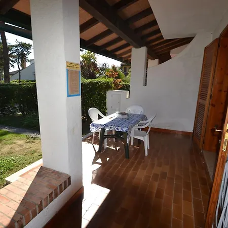 Comfortable Flat With Private Garden Apartment Bibione