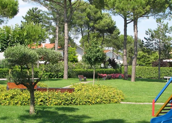Comfortable Flat With Private Garden